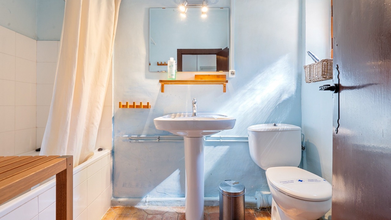 Photo of Bathroom in Santes Creus