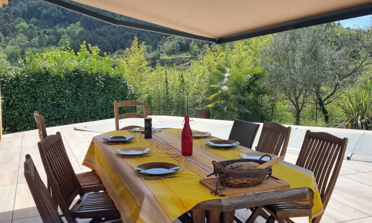 Photo of Outdoor in Mercuer