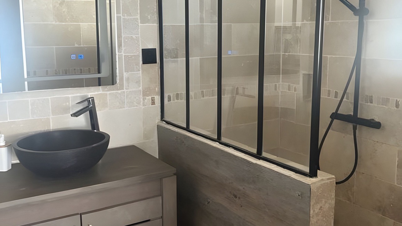 Photo of Bathroom in Salles