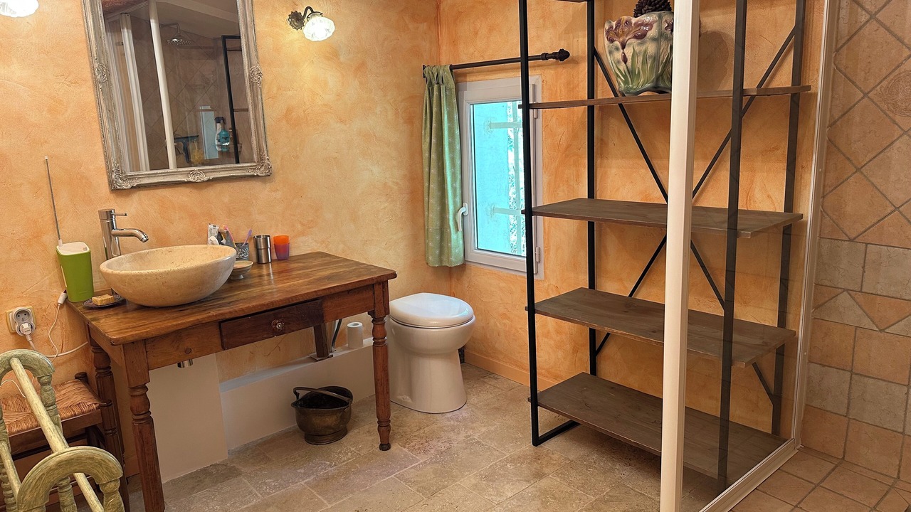 Photo of Bathroom in Vaison-la-Romaine