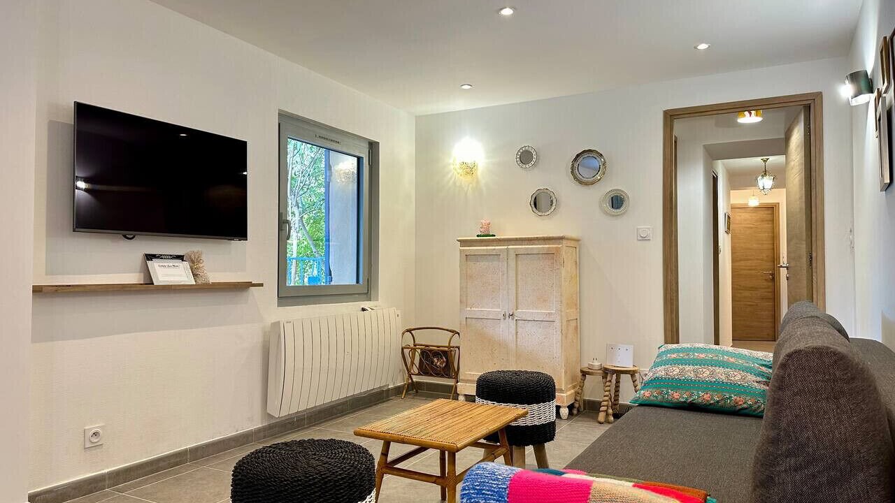 Photo of Livingroom in Fontaine-de-Vaucluse