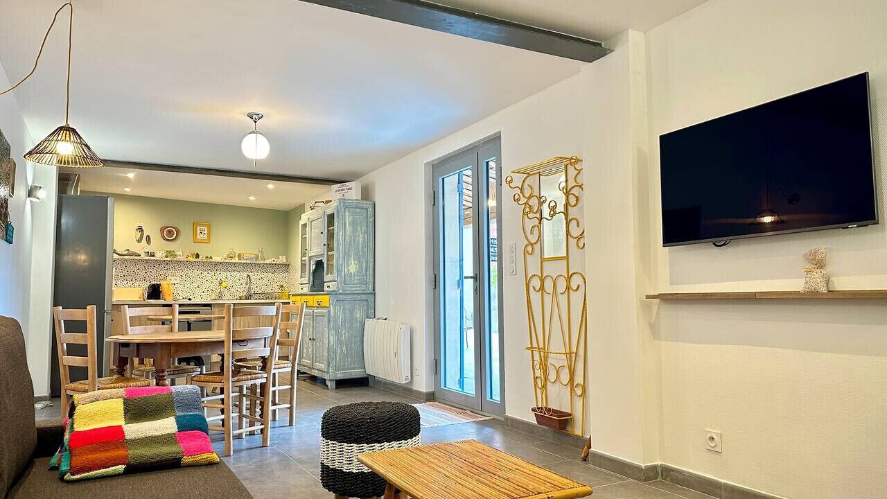 Photo of Livingroom in Fontaine-de-Vaucluse