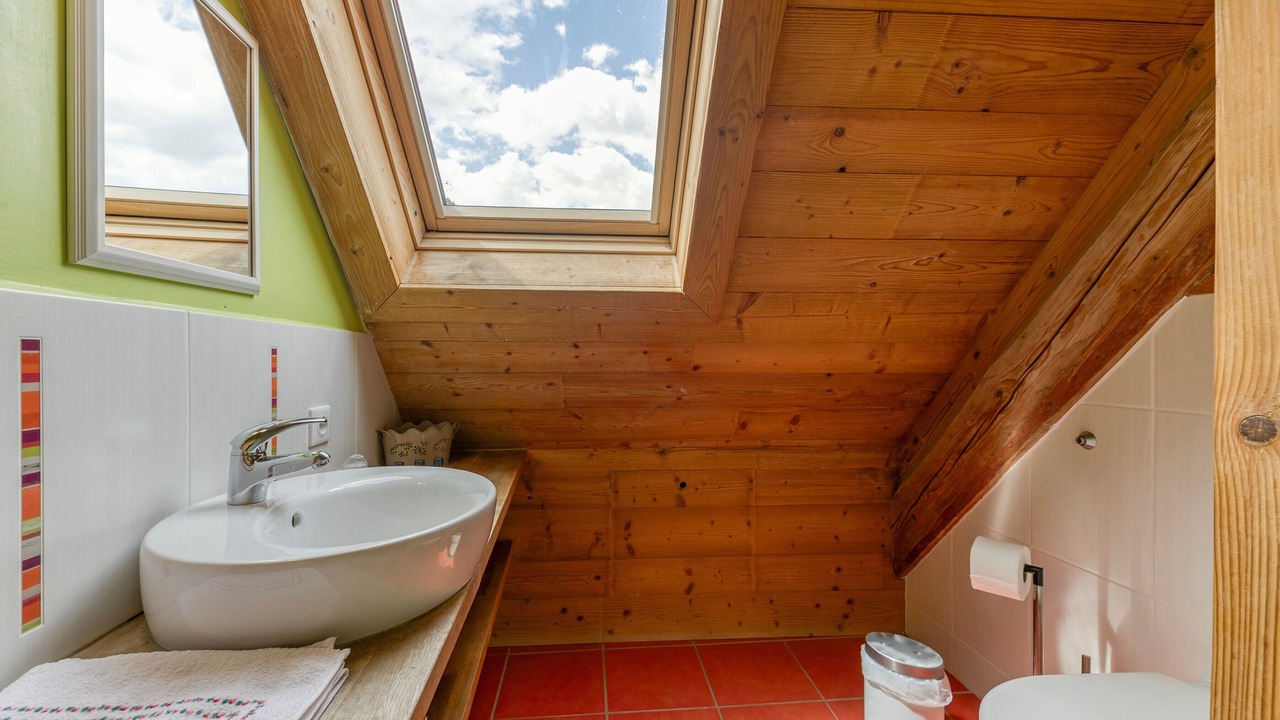 Photo of Bathroom in Oz