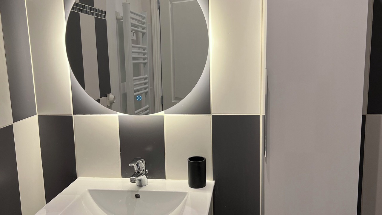 Photo of Bathroom in Saint-Roch