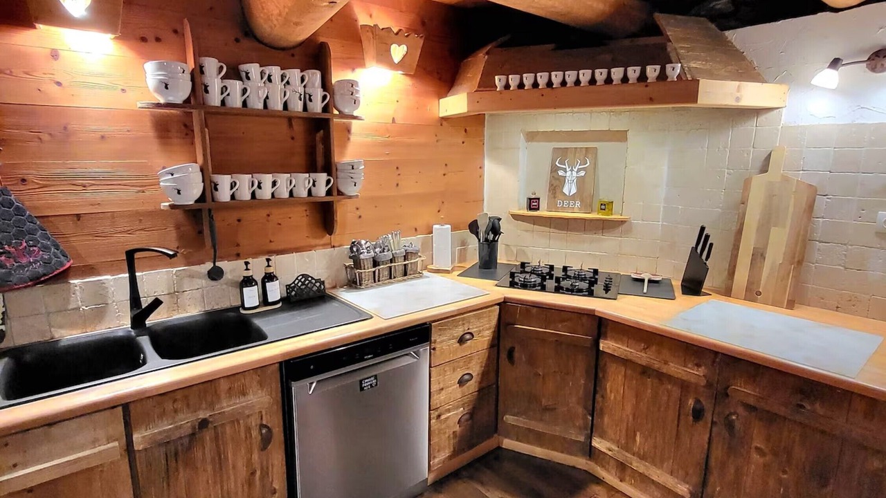 Photo of Kitchen in Le Bourg-d'Oisans