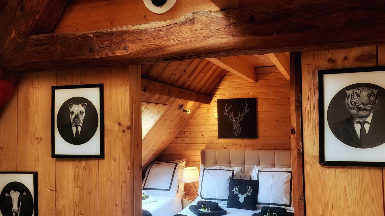 Photo of Bedroom in Le Bourg-d'Oisans