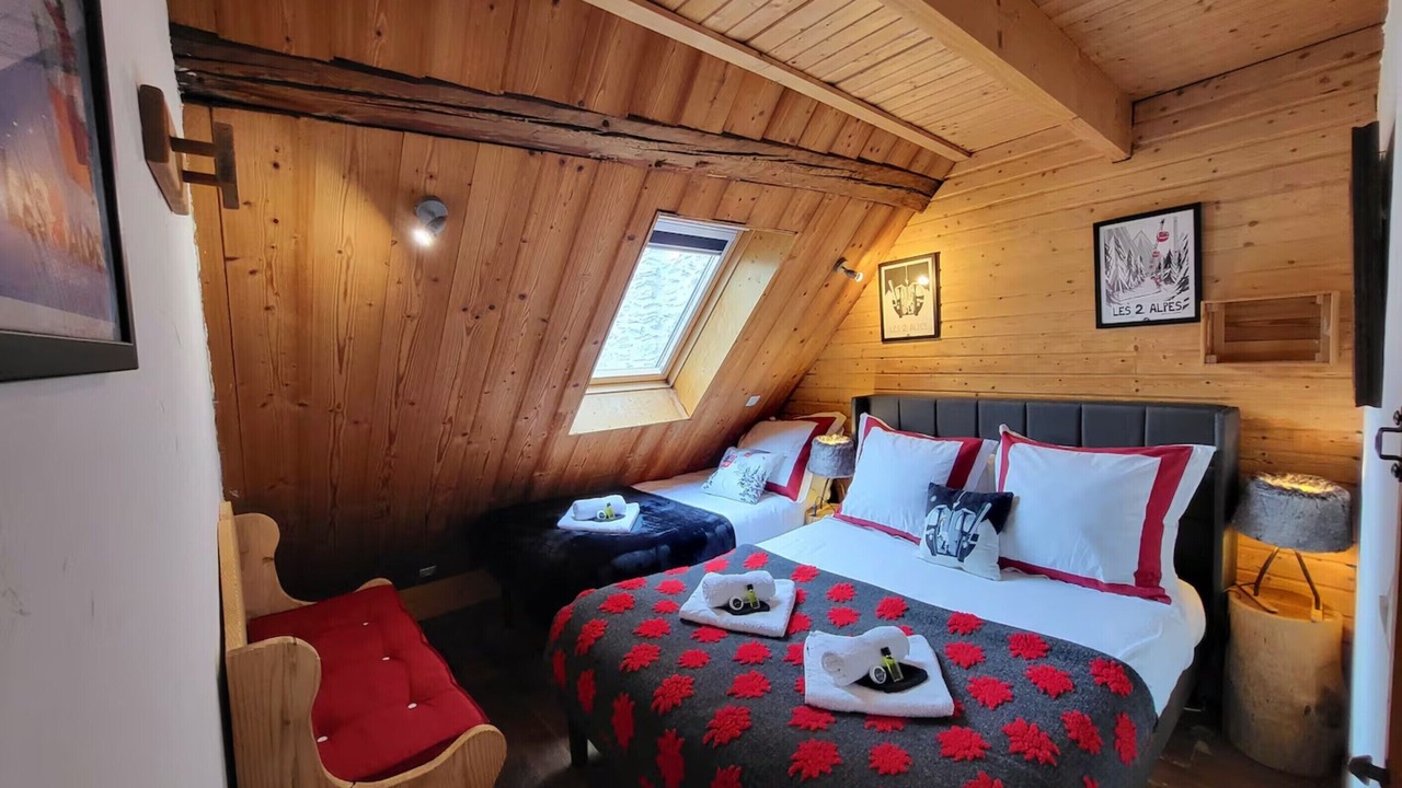 Photo of Bedroom in Le Bourg-d'Oisans