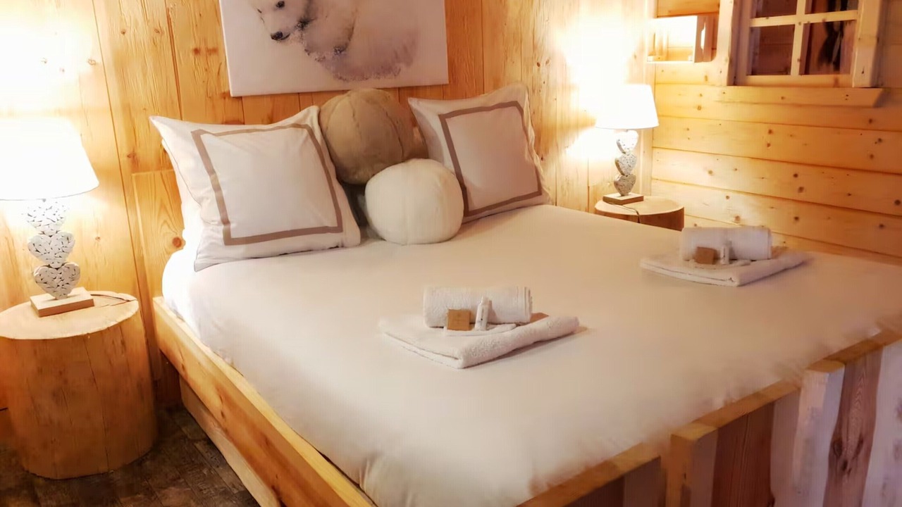 Photo of Bedroom in Le Bourg-d'Oisans