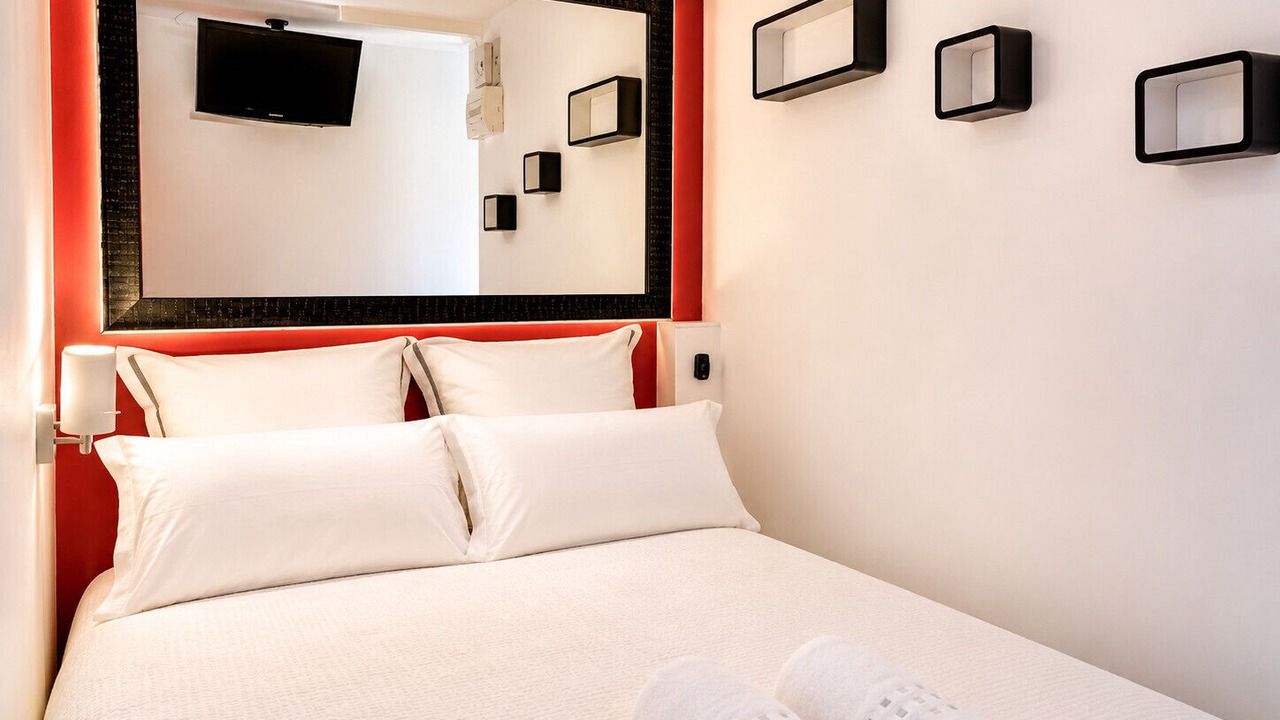 Photo of Bedroom in Naturist Village