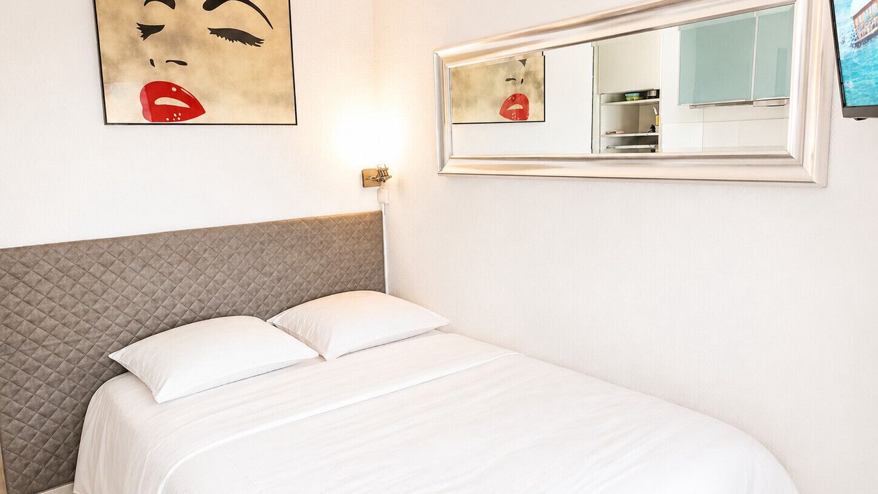 Photo of Bedroom in Naturist Village