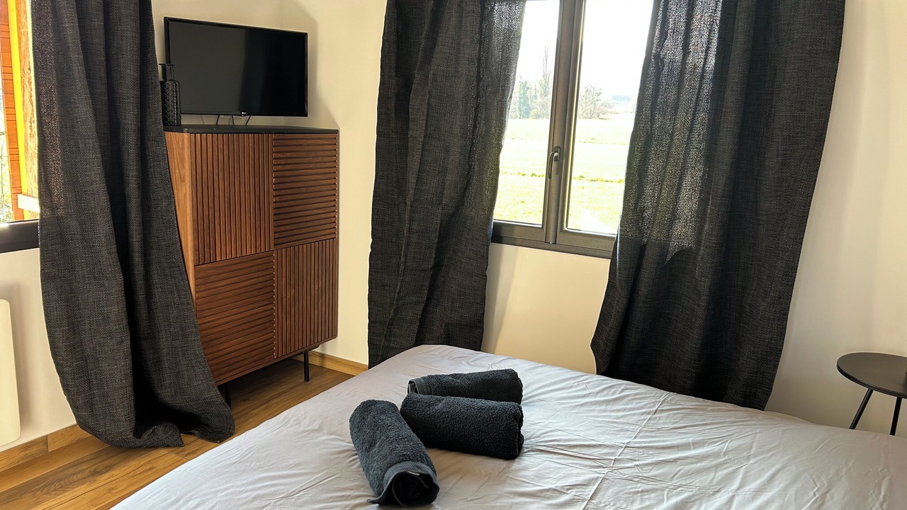 Photo of Bedroom in Saint-Jorioz