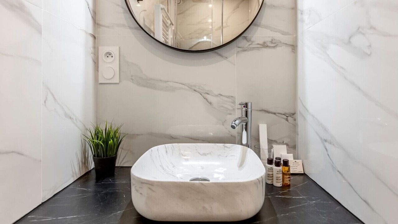 Photo of Bathroom in Vivienne