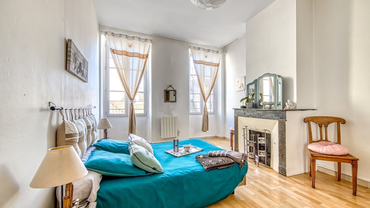 Photo of Bedroom in Lesparre-Medoc