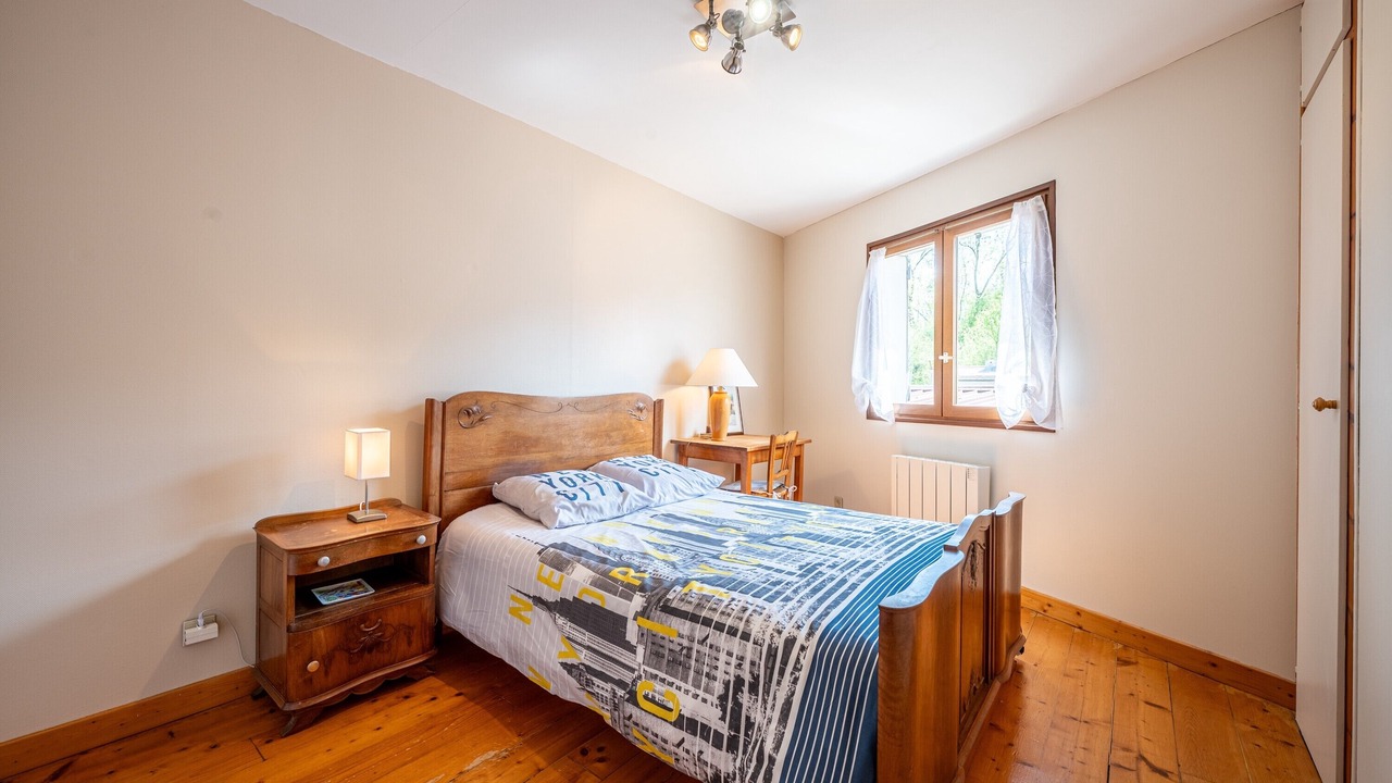 Photo of Bedroom in Albens