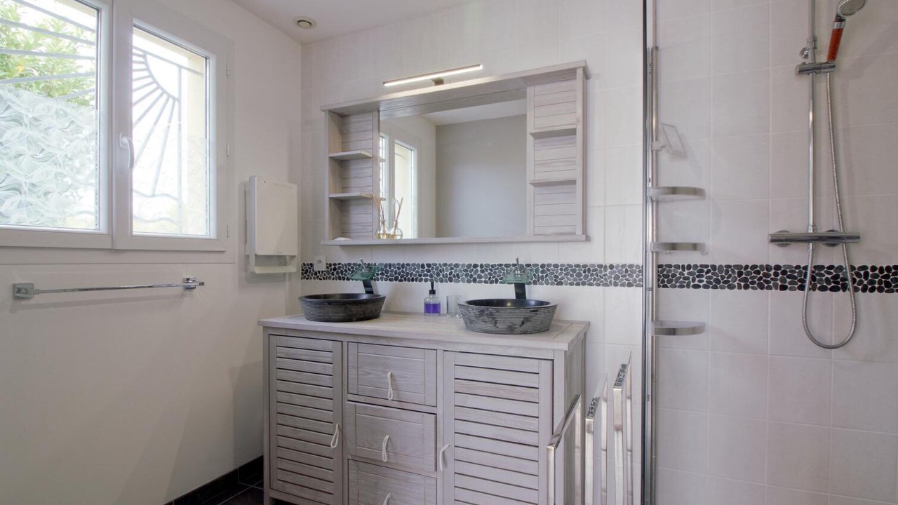 Photo of Bathroom in Salignac