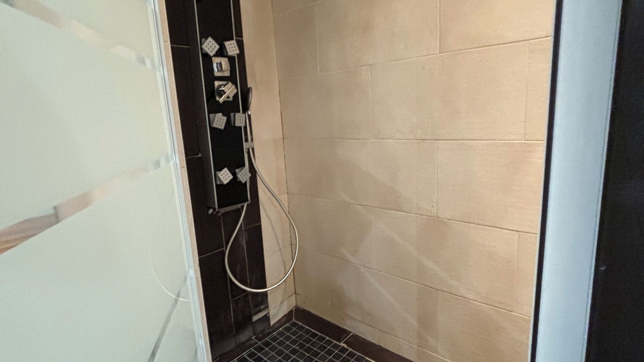 Photo of Bathroom in Sevran