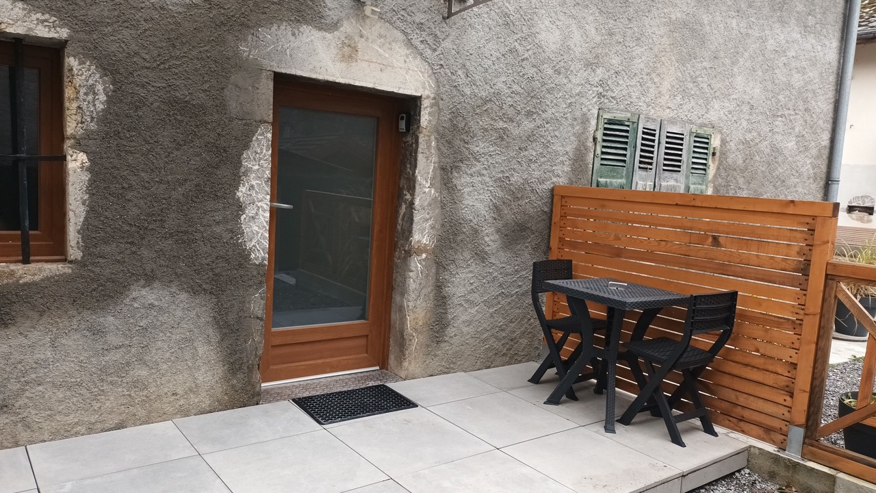 Photo of Outdoor in Giez