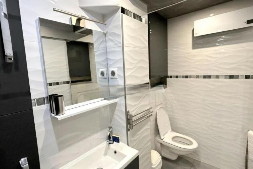 Photo of Bathroom in Le Lavandou