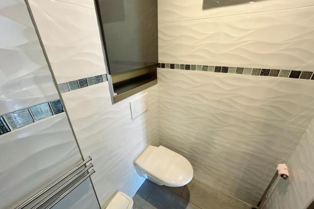 Photo of Bathroom in Le Lavandou