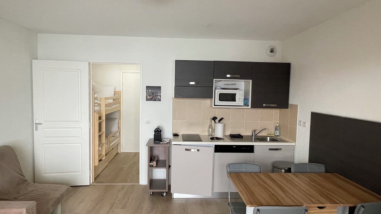Photo of Kitchen in Peone