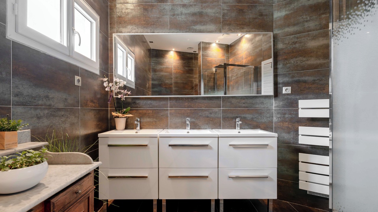 Photo of Bathroom in Peypin