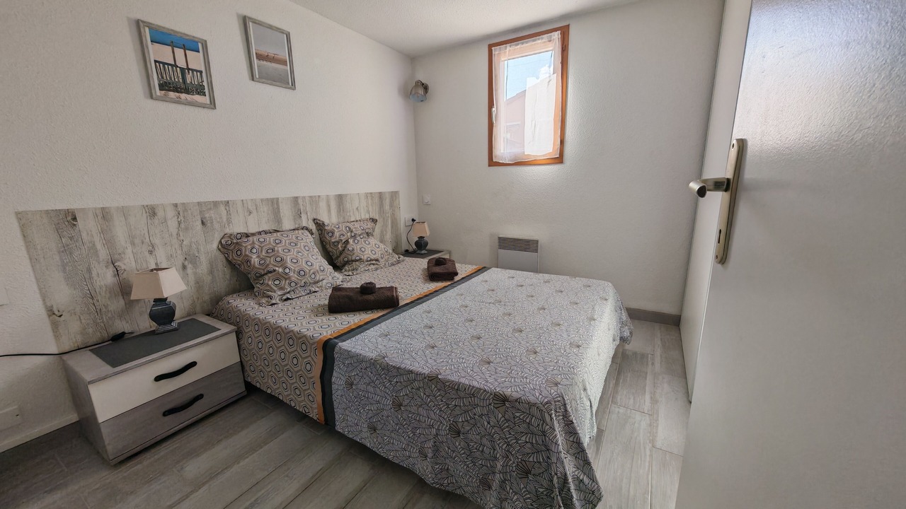Photo of Bedroom in Saint-Laurent-d'Aigouze