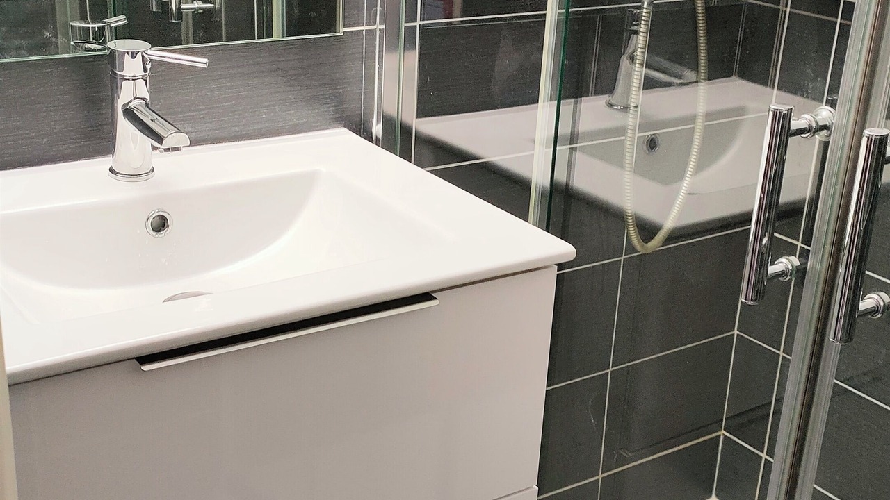 Photo of Bathroom in Saint-Laurent-d'Aigouze