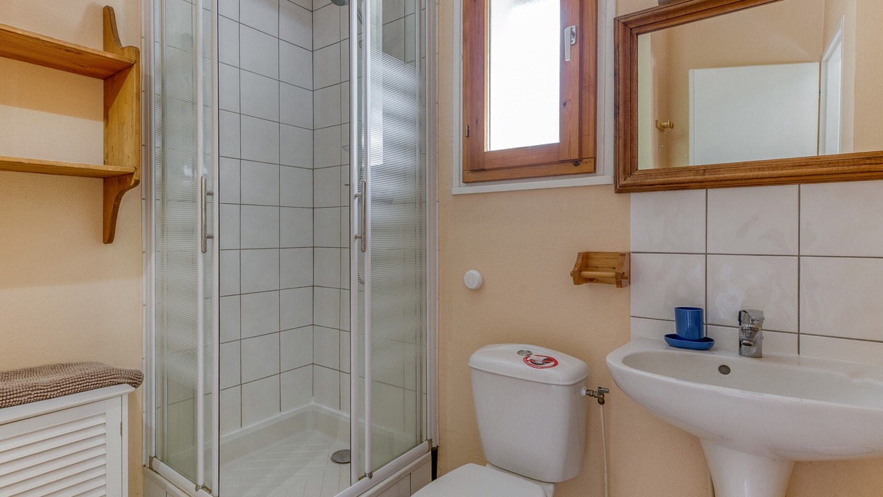 Photo of Bathroom in Le Bourg-d'Oisans