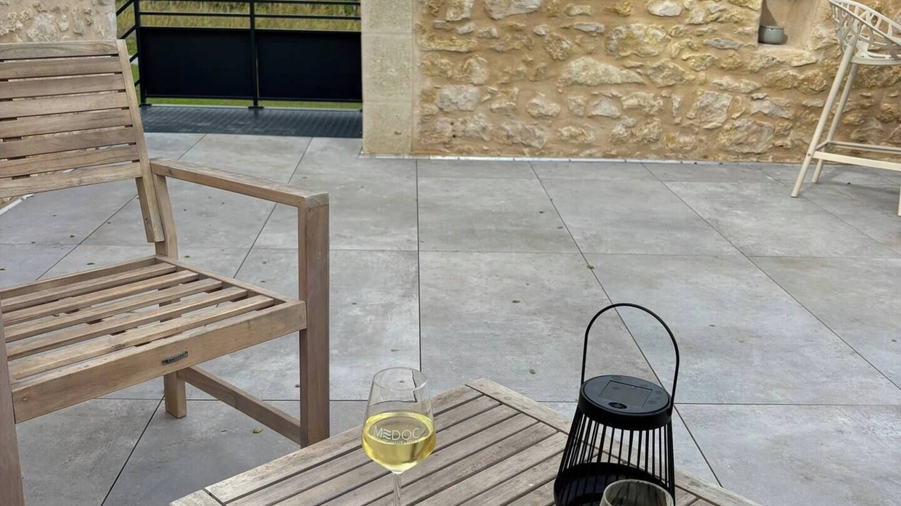Photo of Patio Balcony in Saint-Christoly-Medoc