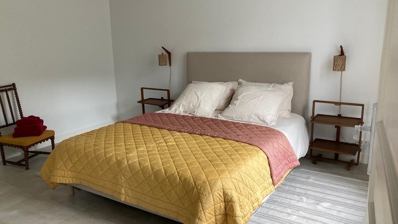 Photo of Bedroom in Oradour