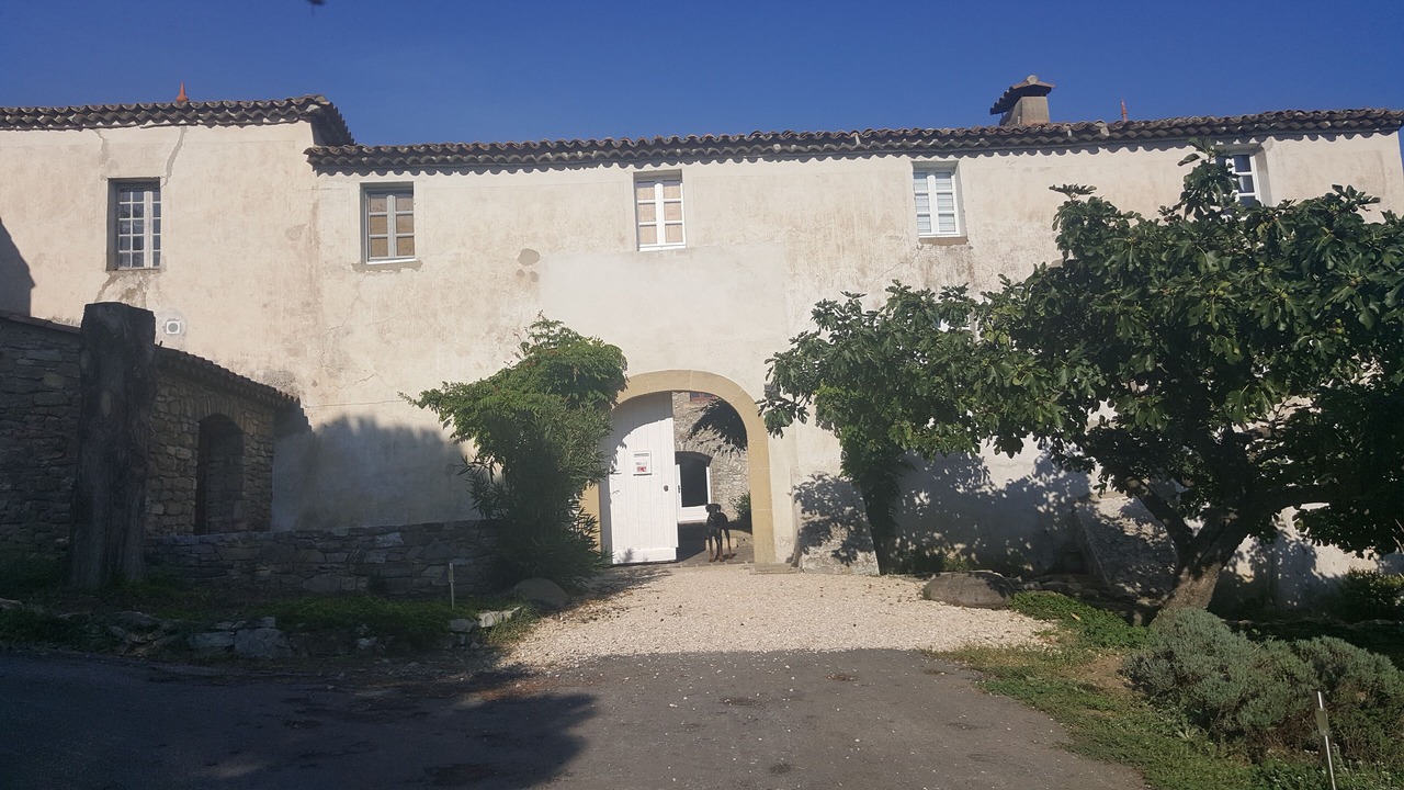 Photo of Outdoor in Rousson