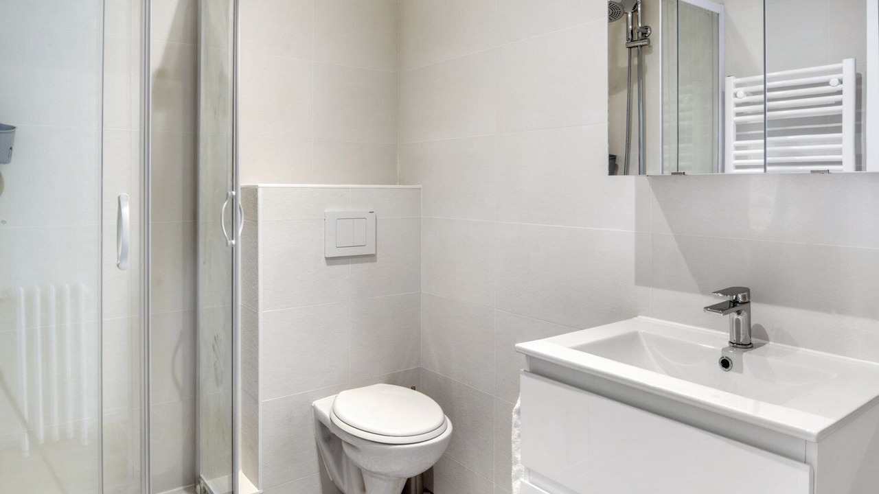 Photo of Bathroom in Chaussee-d'Antin