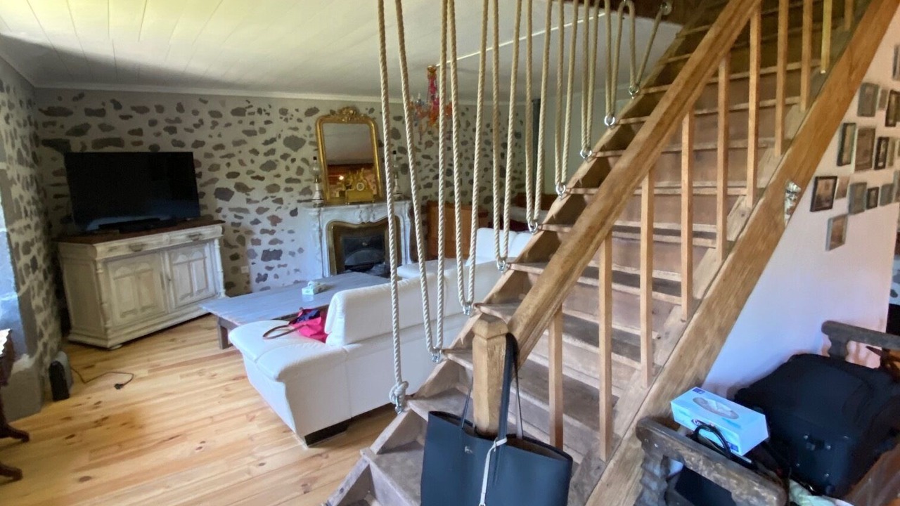 Photo of Bedroom in Saint-Cirgues-de-Jordanne