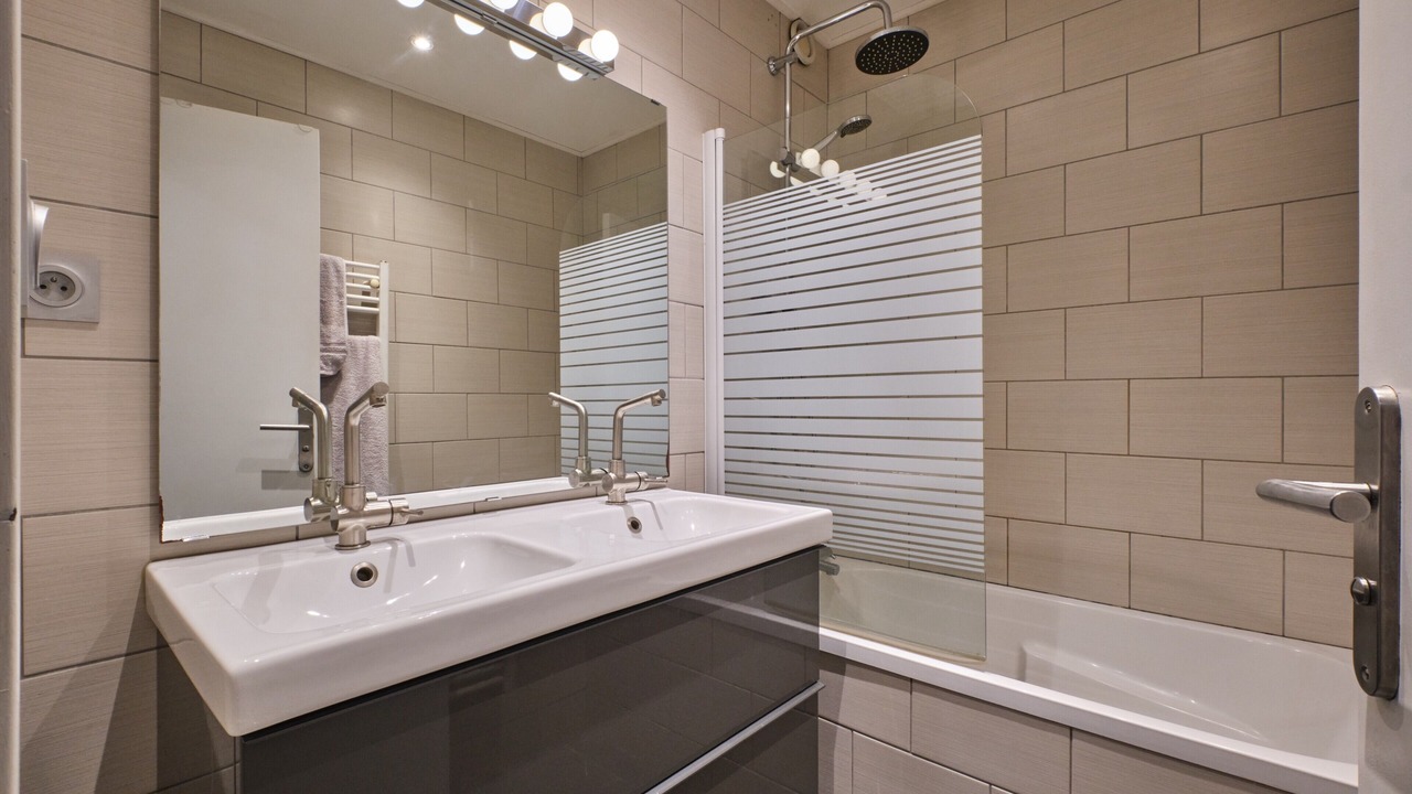 Photo of Bathroom in Mont-de-Lans