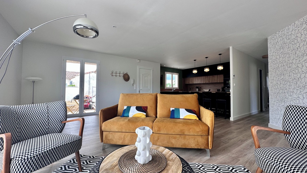 Photo of Livingroom in Montelimar
