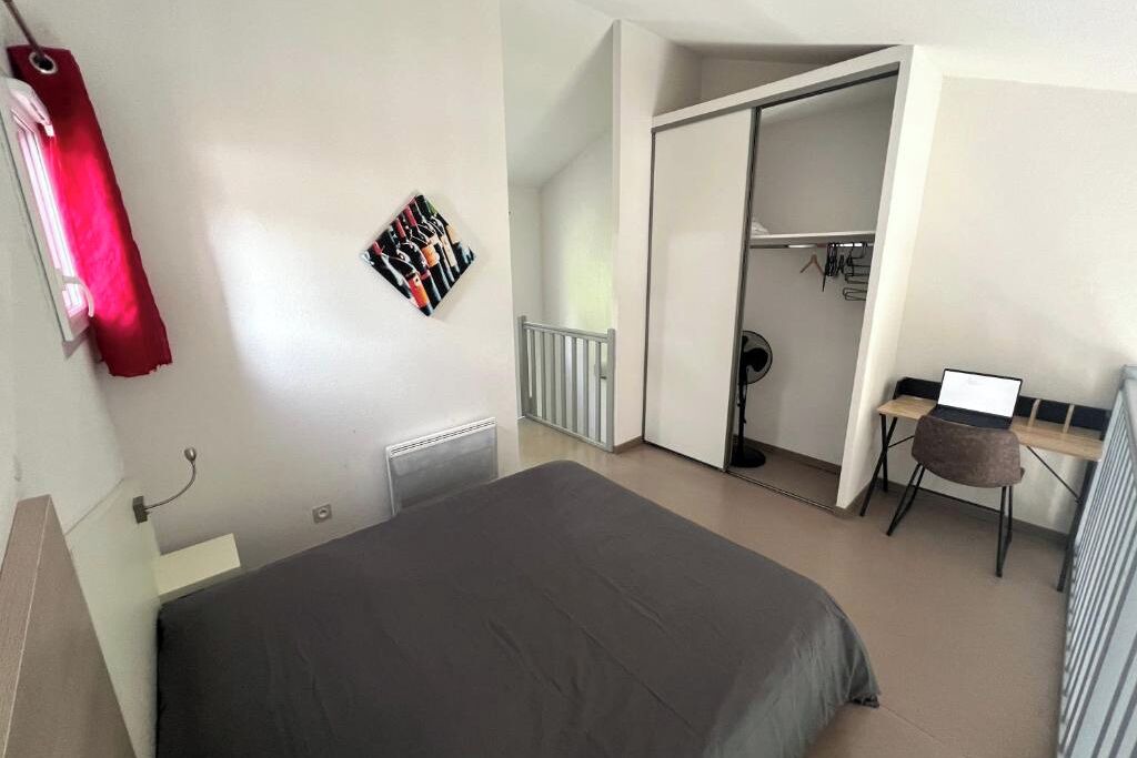 Photo of Bedroom in Saint-Christol