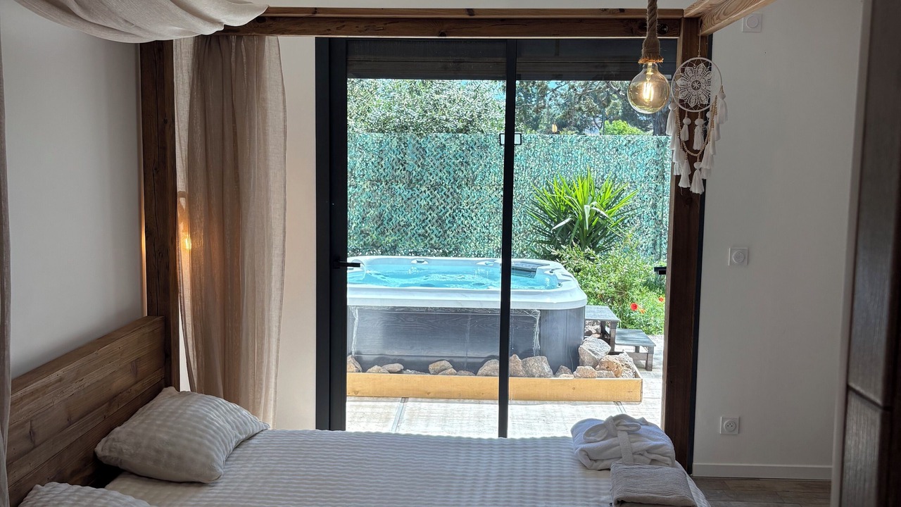 Photo of Bedroom in Le Grau-dʼAgde