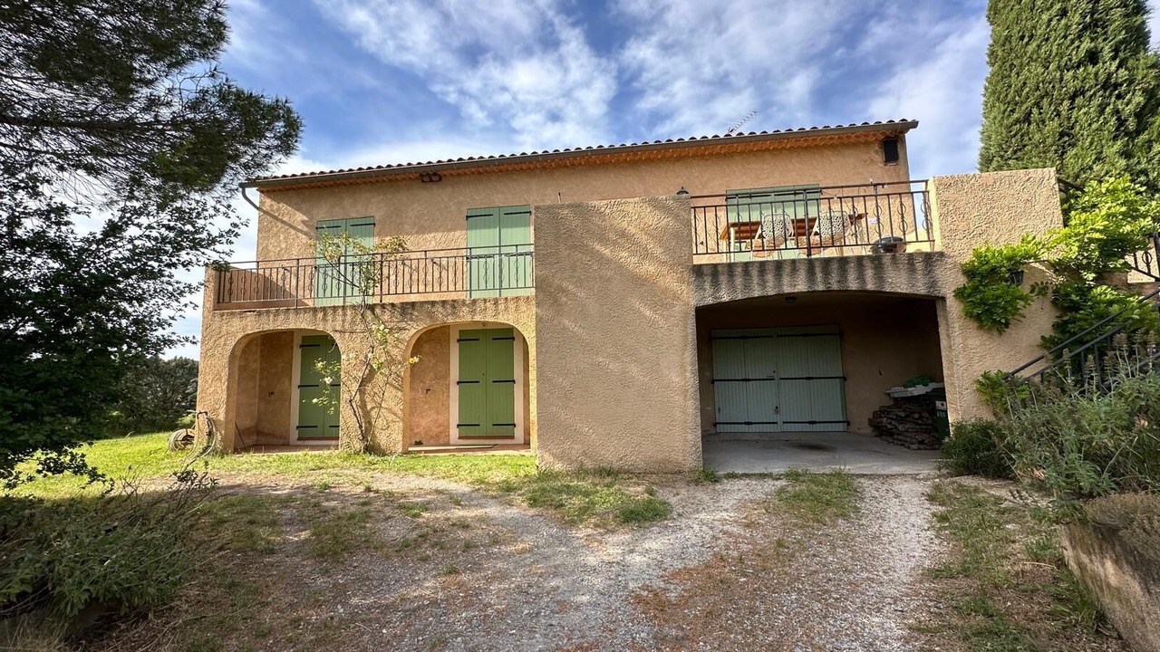 Photo of Outdoor in Simiane-Collongue