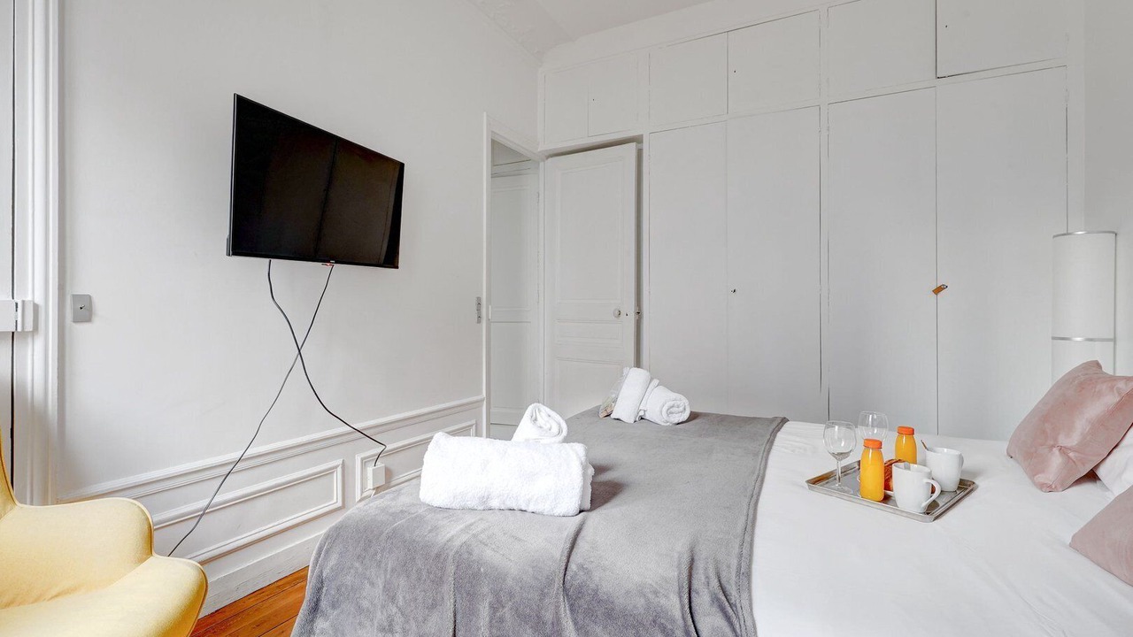 Photo of Bedroom in Quartier du Gros-Caillou