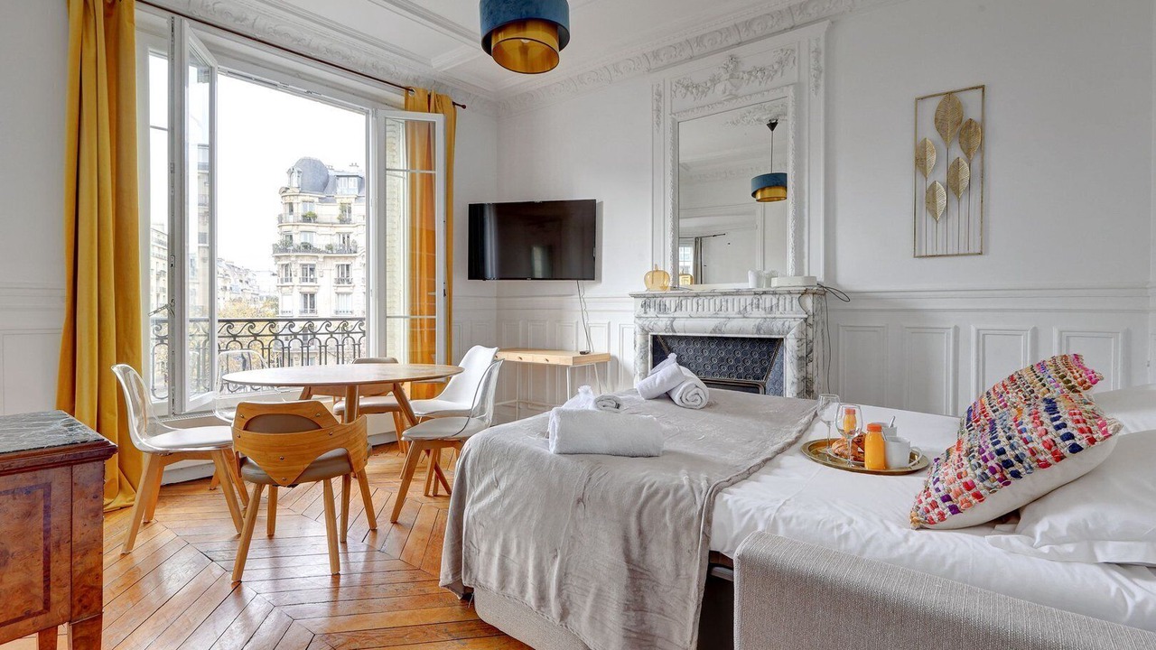 Photo of Bedroom in Quartier du Gros-Caillou