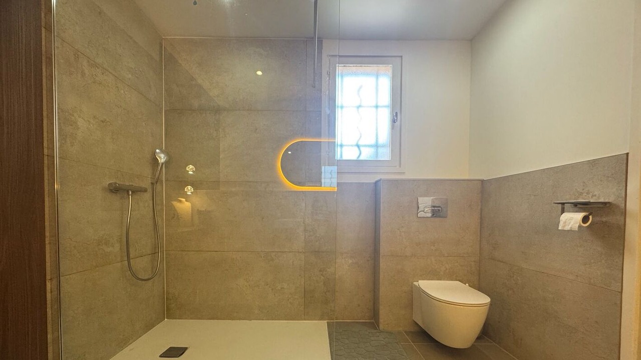 Photo of Bathroom in Teyran