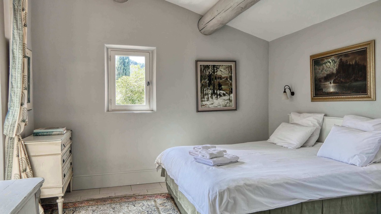 Photo of Bedroom in Goult