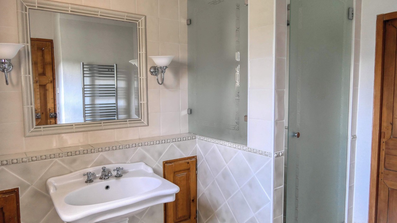 Photo of Bathroom in Goult