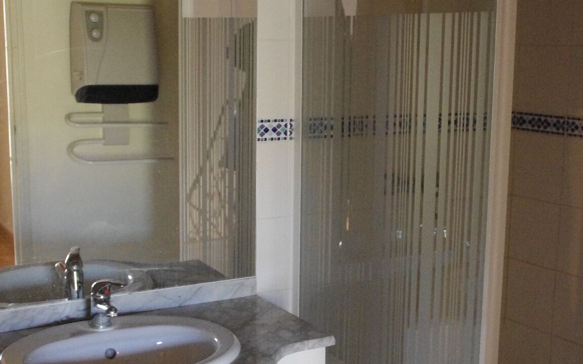 Photo of Bathroom in Bedarieux