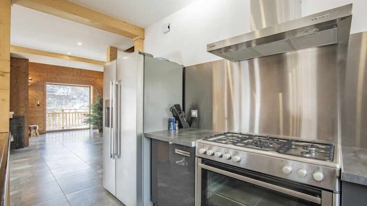 Photo of Kitchen in Praranger