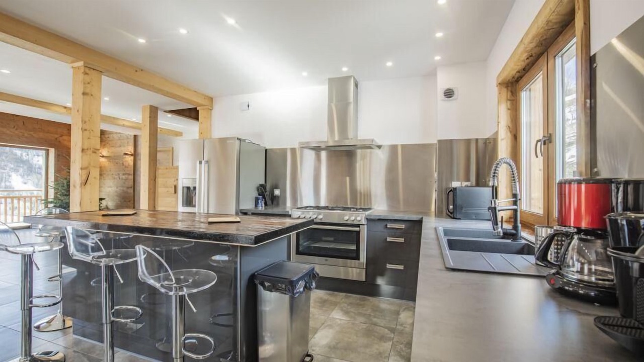 Photo of Kitchen in Praranger