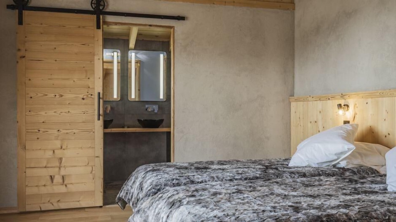 Photo of Bedroom in Praranger