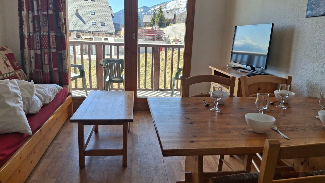 Photo of Others in Montgellafrey