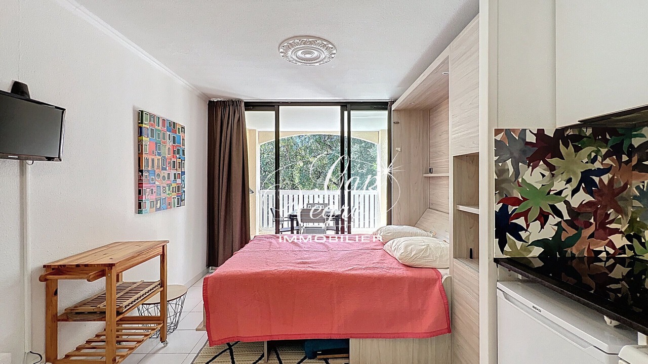 Photo of Bedroom in Le Lavandou