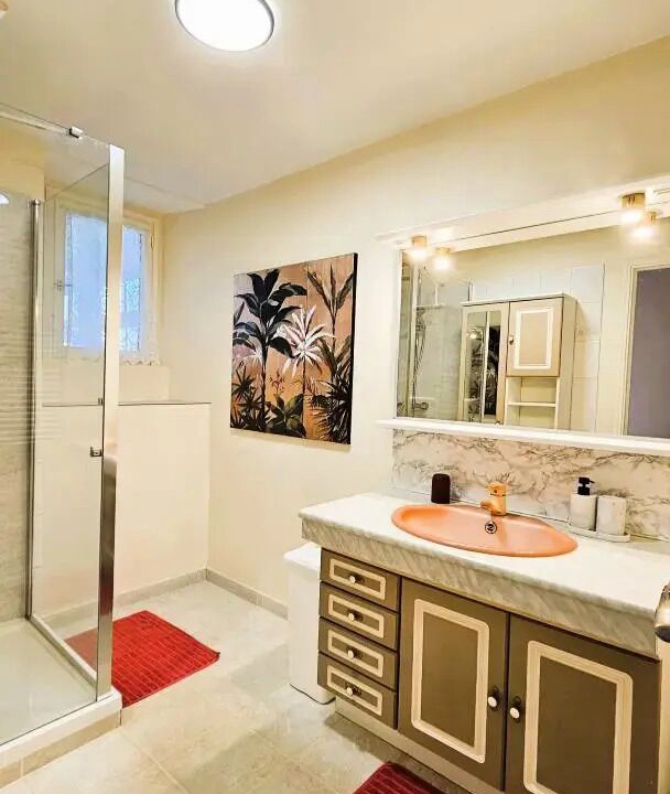 Photo of Bathroom in Turenne